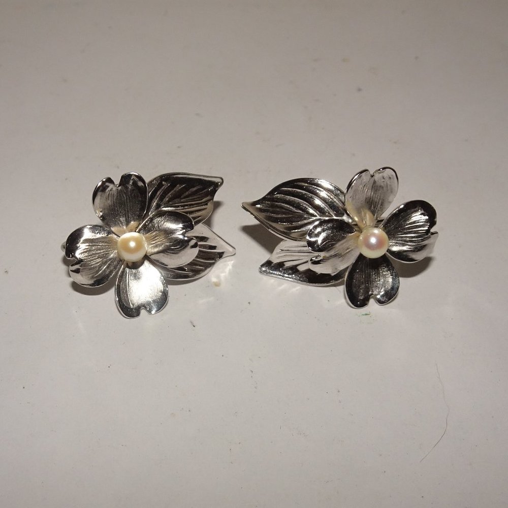 Vtg. HSB 1/20 12KT White G.F. Floral Earrings